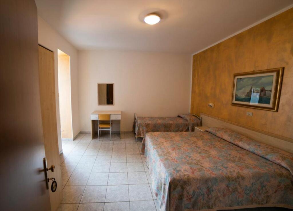 Hotel Corallo Giulianova Exteriör bild